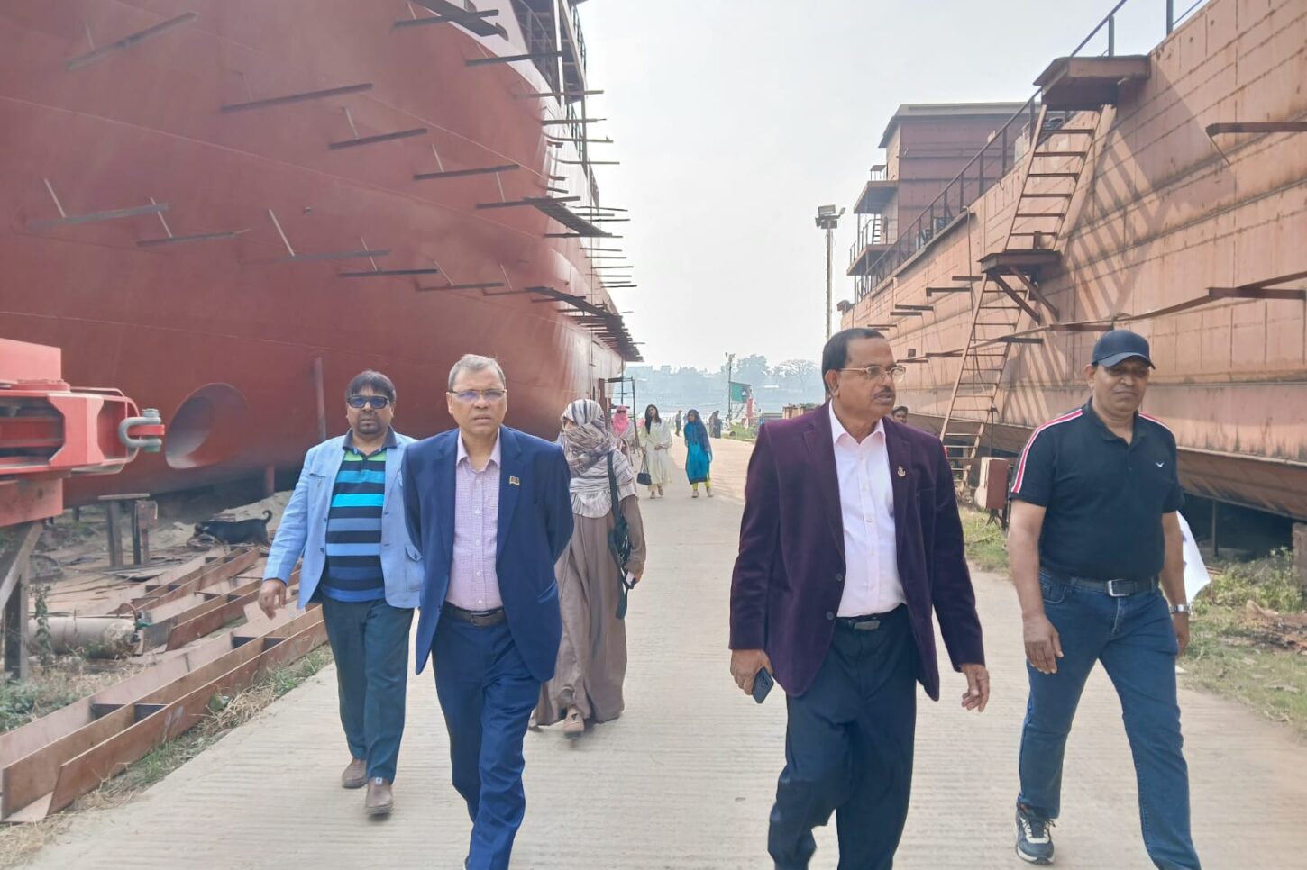 Bangladesh Government visit with family (2)