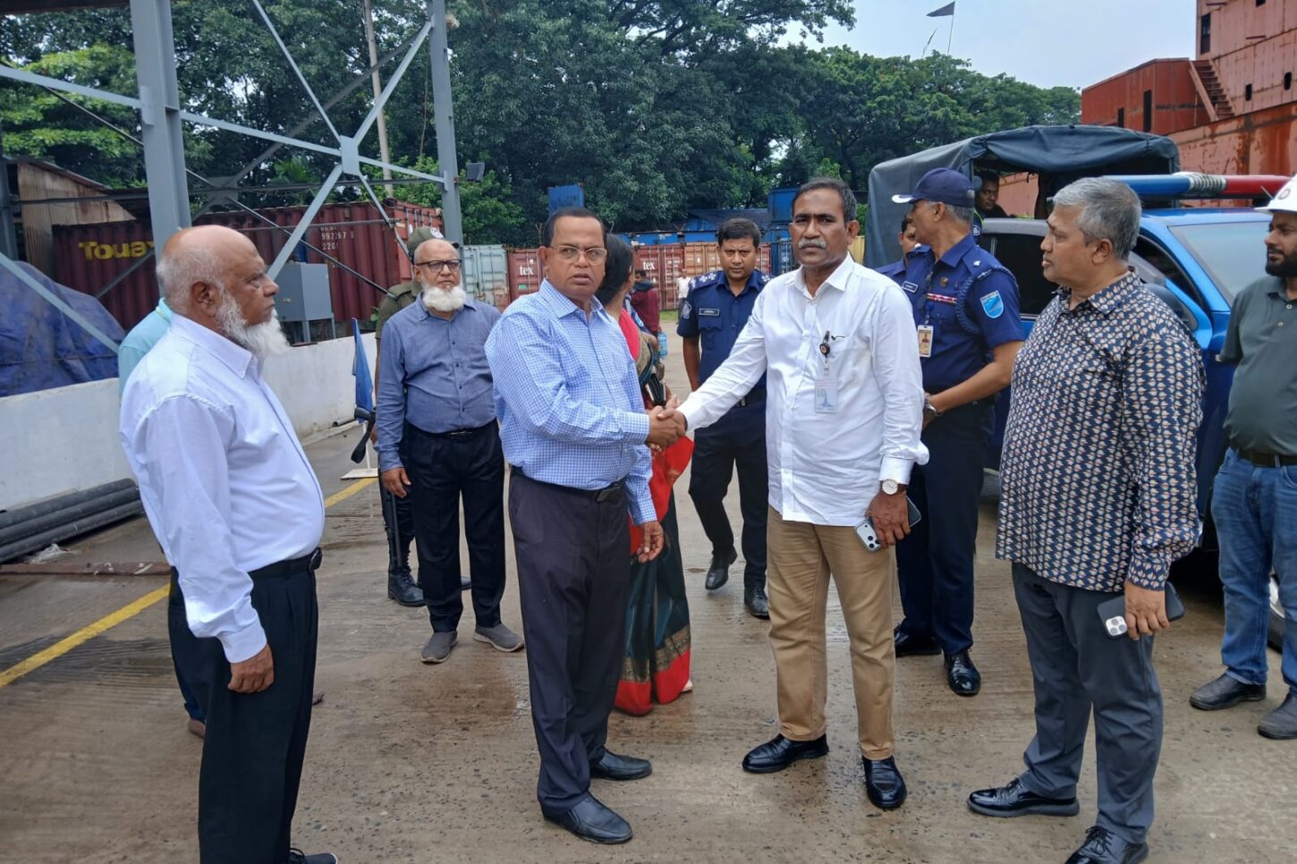 Secretary of Home affairs Mr. Manzur Morshed Visited KSBL, Narayanganj (1)